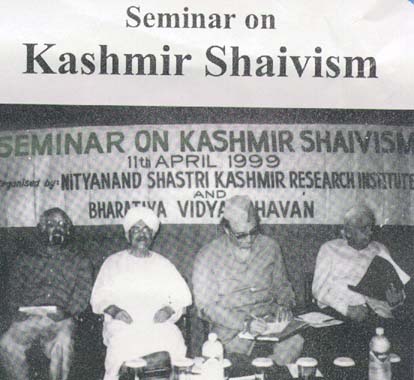 On panel: (From left) Dr. S. S. Toshkhani, Dr. B. N. Pandit, Dr. Karan Singh and Shri J. Veeraghavan